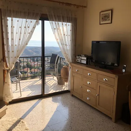 Inviting 2-Bed Apartment In Pissouri- Ti Thea Апартаменты